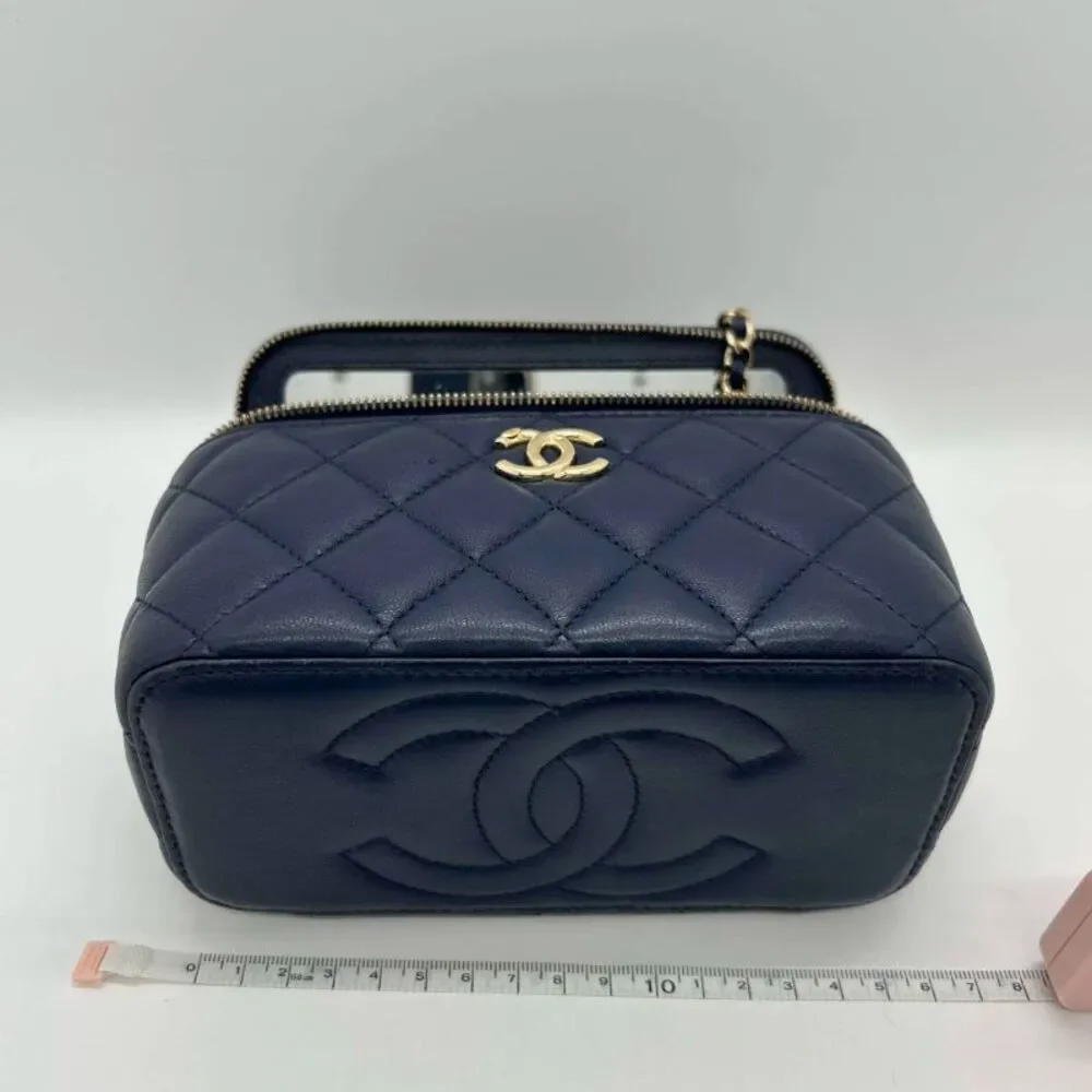 Chanel Women Pre-Loved Bag Very Good Condition